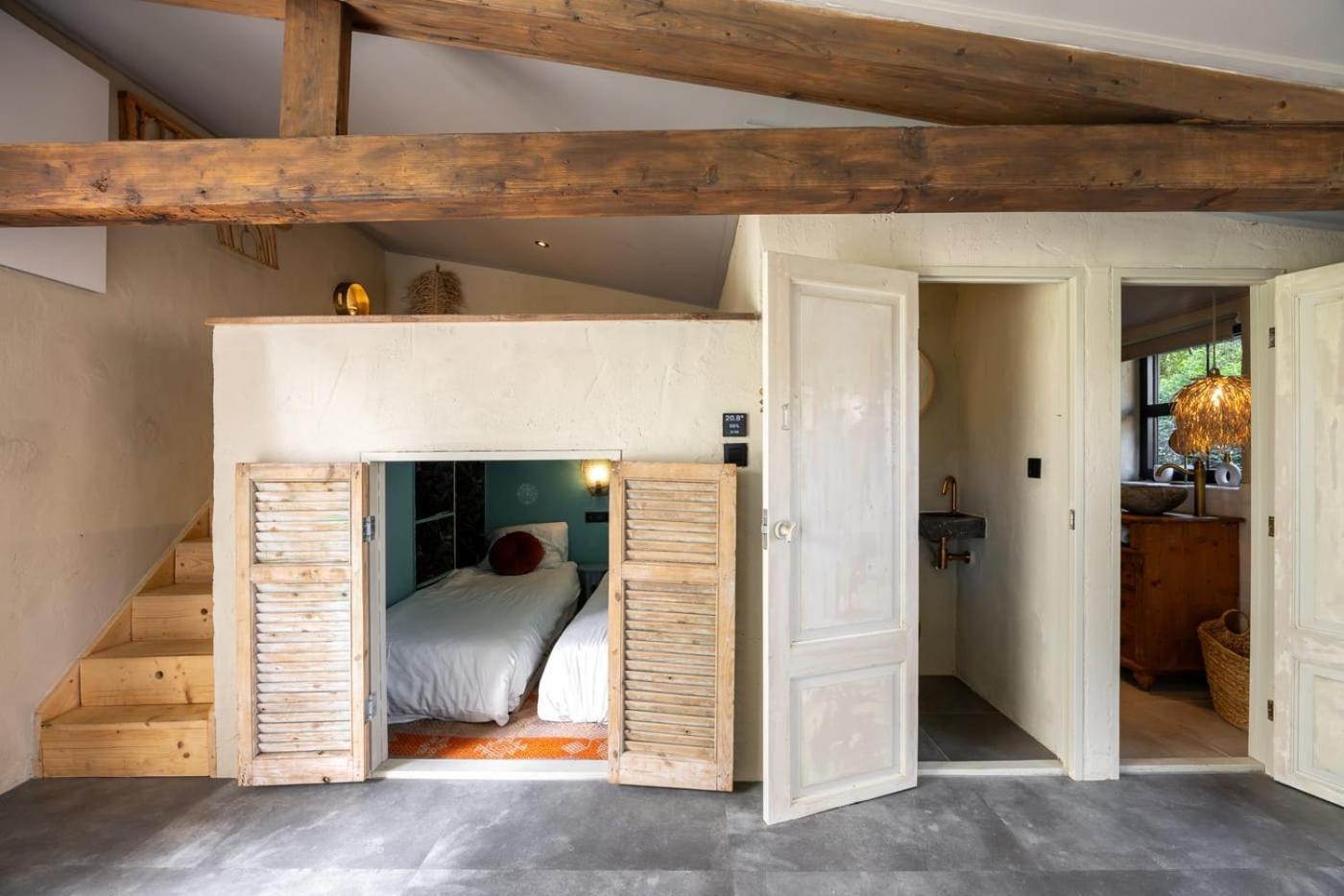 Hello Zeeland - The Barn Vakantiehuis *