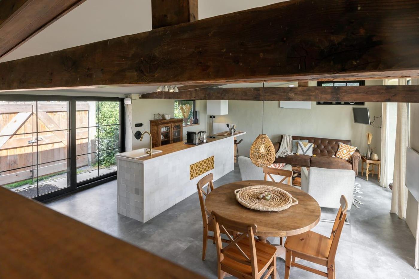 Hello Zeeland - The Barn Vakantiehuis